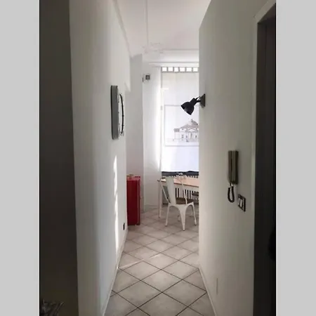 Casa Stefania: Centrale A Lägenhet Turin