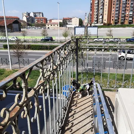 Casa Stefania: Centrale A Lägenhet Turin
